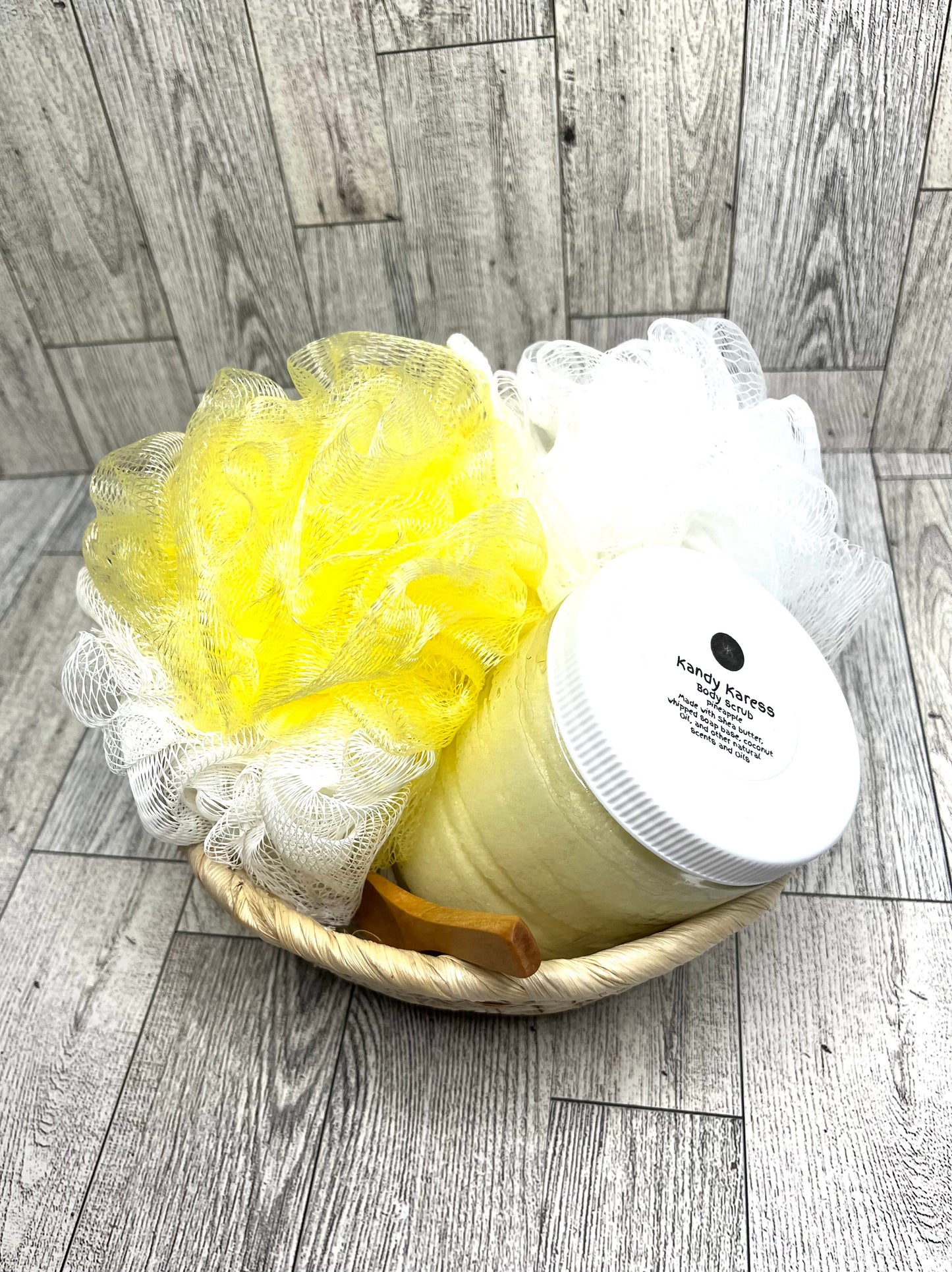 Pineapple  sugar scrub